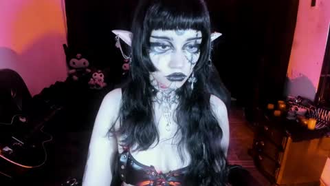 Yue Eclipsa online show from 04.29.26