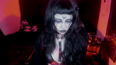 Yue Eclipsa online show from 05.04.26