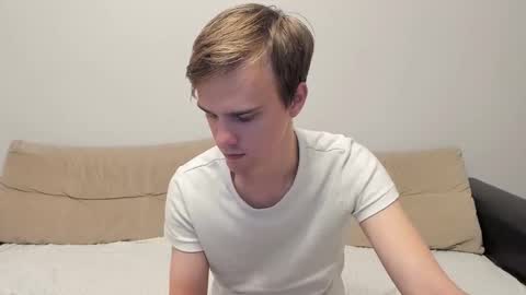 Yue Lang and Samm online show from 10.06.25