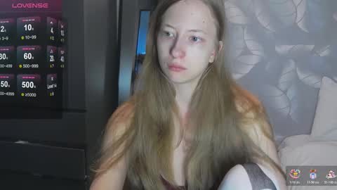 yuki_bloom online show from 10.29.25