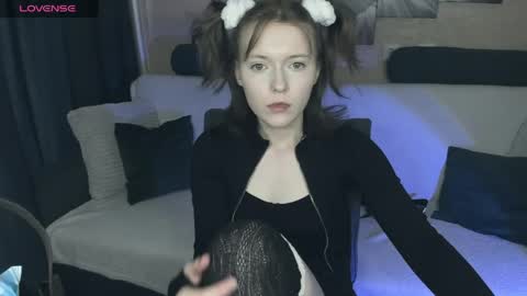 Snapshot of yukishine chatting on 04.27.26 YukiShine online show from 04.27.26