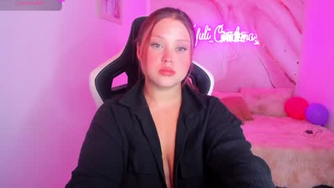 Snapshot of yuli_cardona_ chatting on 12.11.24 Yuliet online show from 12.11.24