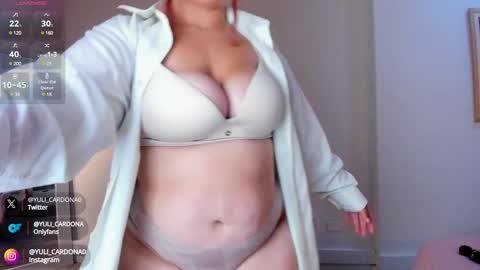 Snapshot of yuli_cardona_ chatting on 02.08.25 Yuliet online show from 02.08.25