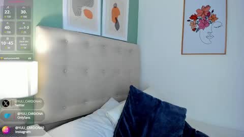 Snapshot of yuli_cardona_ chatting on 02.11.25 Yuliet online show from 02.11.25