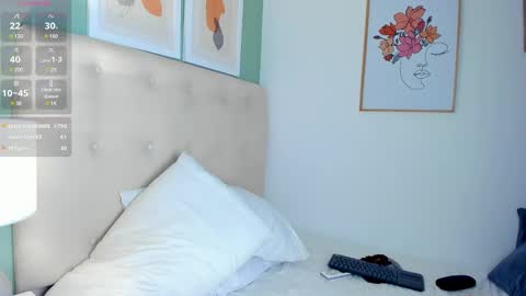 Snapshot of yuli_cardona_ chatting on 02.11.25 Yuliet online show from 02.11.25