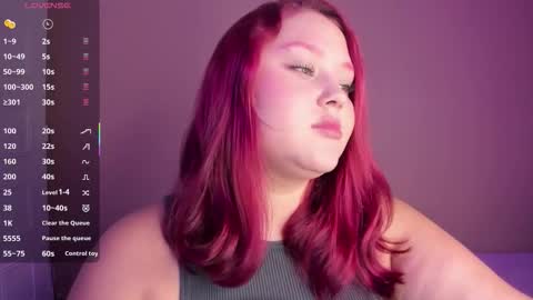 Snapshot of yuli_cardona_ chatting on 10.17.25 Yuliet online show from 10.17.25
