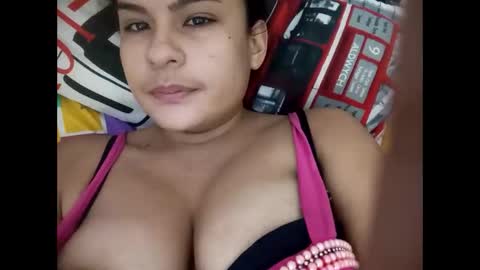 Snapshot of yuliana95677 chatting on 10.26.25 yuliana95677 online show from 10.26.25