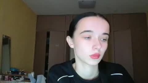 Snapshot of yuliastar chatting on 11.18.25 Yuliia online show from 11.18.25