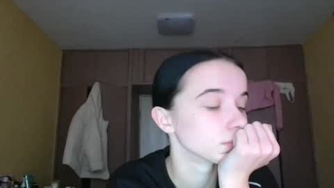 Snapshot of yuliastar chatting on 11.25.25 Yuliia online show from 11.25.25