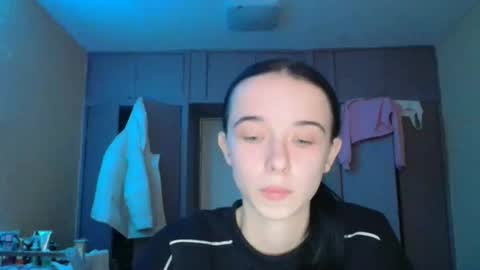 Snapshot of yuliastar chatting on 11.26.25 Yuliia online show from 11.26.25