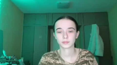 Snapshot of yuliastar chatting on 12.14.25 Yuliia online show from 12.14.25