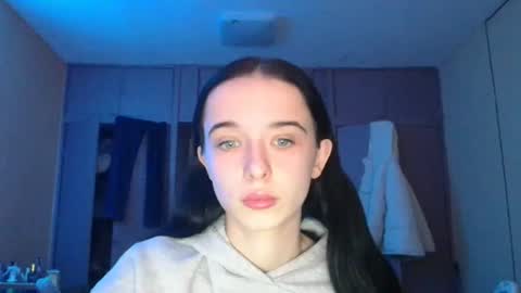 Snapshot of yuliastar chatting on 12.21.25 Yuliia online show from 12.21.25