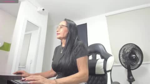 Y U L I T Z A online show from 02.02.26