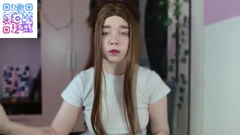 Snapshot of yuly_soft chatting on 01.17.26 Eva online show from 01.17.26