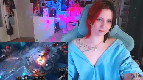 Snapshot of yum_neko_chan chatting on 02.15.26 Kris online show from 02.15.26