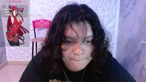 Snapshot of yumandsay chatting on 07.21.26 Snowflake online show from 07.21.26