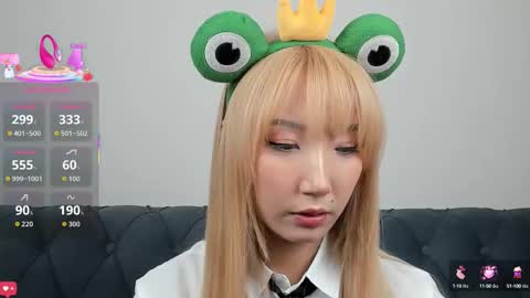 Snapshot of yume_ko chatting on 09.14.25 yume_ko online show from 09.14.25