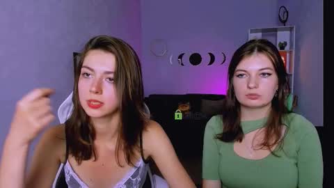 Snapshot of yume_sakura_ chatting on 09.30.25 yume_sakura_ online show from 09.30.25