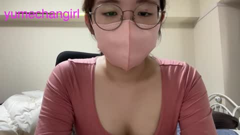 Snapshot of yumechangirl chatting on 10.09.25 YumechangirlAnime Fan    online show from 10.09.25