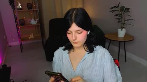 Yumi online show from 03.27.26