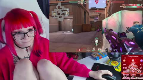 Snapshot of yumi_youkai chatting on 12.23.24 Yumi 3 online show from 12.23.24