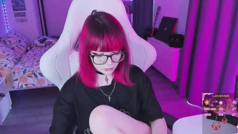 Yumi 3 online show from 03.19.26