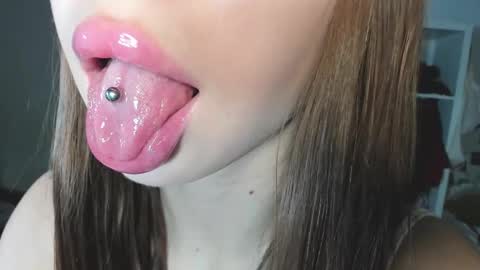 Snapshot of yumm__ chatting on 12.29.24 Im away next stream September 10 at 1400 Moscow time online show from 12.29.24