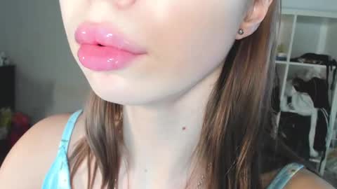 Snapshot of yumm__ chatting on 02.18.25 Im away next stream September 10 at 1400 Moscow time online show from 02.18.25