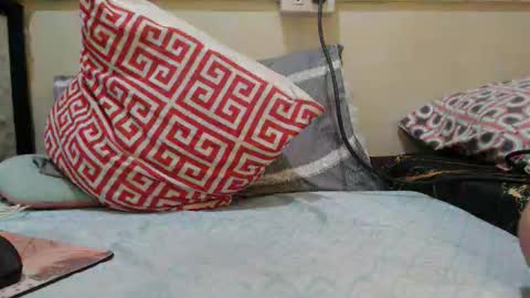 Snapshot of yummy72747 chatting on 05.29.26 yummy72747 online show from 05.29.26