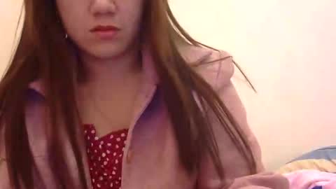 Snapshot of yummyclaya chatting on 12.05.25 yummyclaya online show from 12.05.25