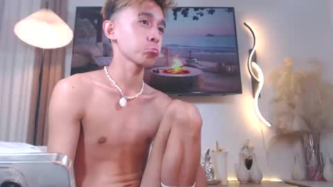 Justine online show from 01.15.25