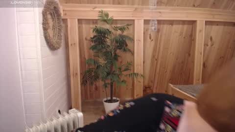 Snapshot of yummylilya chatting on 11.16.25 Lillya online show from 11.16.25