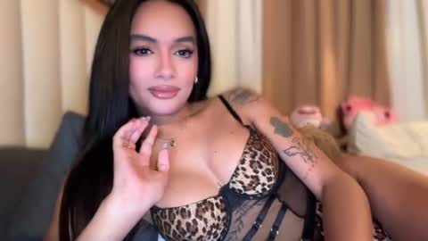 Snapshot of yummyrenalyn chatting on 03.19.26 Goddes Renalyn online show from 03.19.26