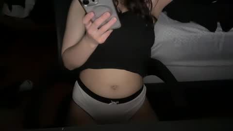 Snapshot of yummyybby chatting on 12.08.24 yummyybby online show from 12.08.24