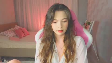 Snapshot of yuna_sunshy chatting on 09.16.25 Yuna online show from 09.16.25