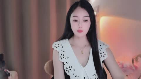 Snapshot of yuner0715 chatting on 05.06.26 YunEr online show from 05.06.26