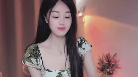 Snapshot of yuner0715 chatting on 05.14.26 YunEr online show from 05.14.26