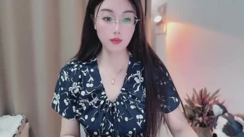Snapshot of yuner0715 chatting on 05.17.26 YunEr online show from 05.17.26