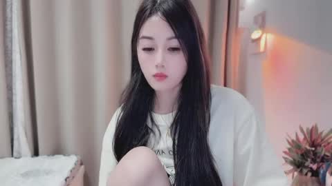 Snapshot of yuner0715 chatting on 05.19.26 YunEr online show from 05.19.26