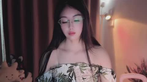 Snapshot of yuner0715 chatting on 06.06.26 YunEr online show from 06.06.26