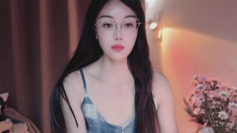 Snapshot of yuner0715 chatting on 06.14.26 YunEr online show from 06.14.26