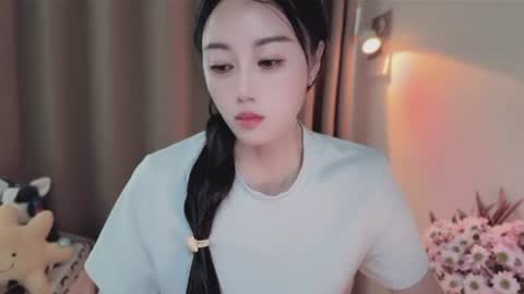 Snapshot of yuner0715 chatting on 06.22.26 YunEr online show from 06.22.26
