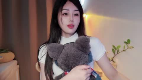 YunEr online show from 07.07.26