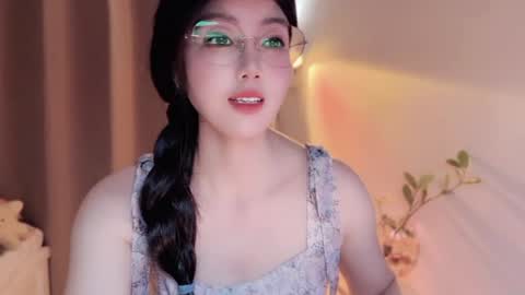 YunEr online show from 07.07.26