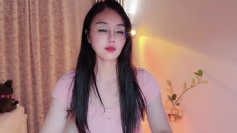 YunEr online show from 07.13.26