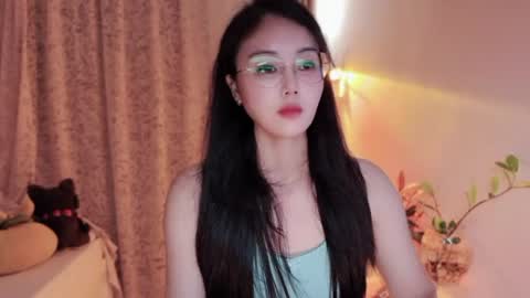 YunEr online show from 07.14.26