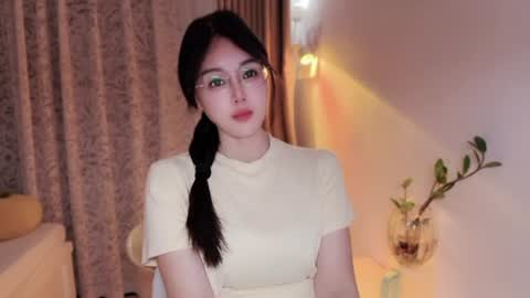 YunEr online show from 07.28.26