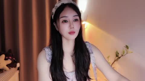 YunEr online show from 07.30.26