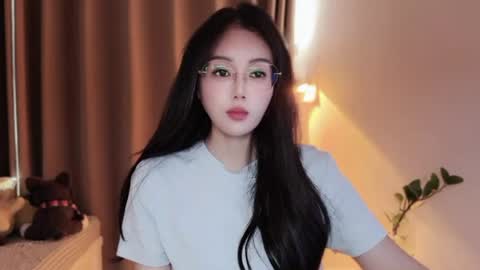 YunEr online show from 08.06.26