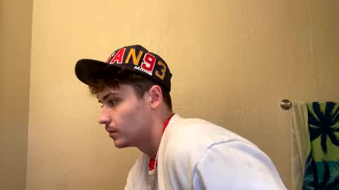 yungstudbev online show from 01.08.25